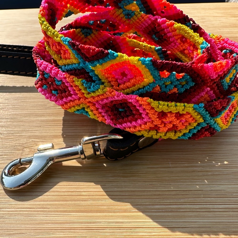 Bright pink handmade woven leash